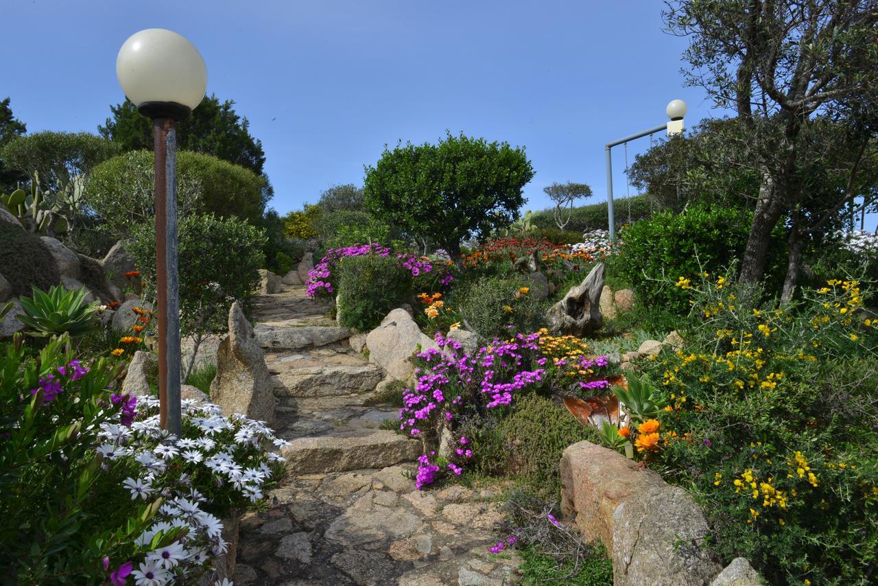 Bed and Breakfast La Fonte Dell'Ulivo 3 La Maddalena  Exterior foto